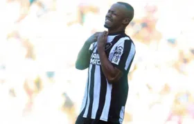 Botafogo vence Flu com 4 a 2, mas não garante vaga pra semi no Carioca