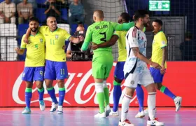 Brasil goleia Costa Rica e se classifica para ás quartas de final da Copa do Mundo de futsal