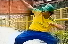 Bruno Mars posta clipe em seu instagram cantando funk agradecendo sua visita ao Brasil