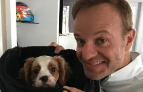 Cachorro de Rubinho Barrichello morre após comer 11 bitucas de cigarro