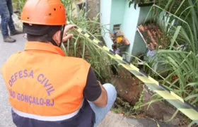 Chuva provoca desabamento de imóvel em Santa Izabel, São Gonçalo