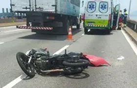 Colisão deixa um ferido e trânsito lento na Ponte Rio-Niterói