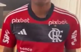 De saída do River, De La Cruz aparece com camisa do Flamengo