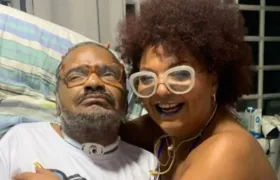 Esposa de Arlindo Cruz recebe críticas após expor momento íntimo com cantor