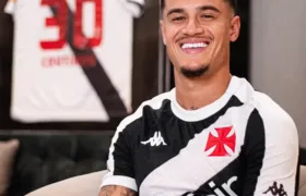 Fechar com o Flamengo? Nem pensar! Vasco blinda Coutinho com cláusula milionária