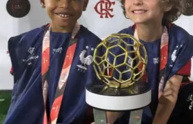 Filhos de Bruno Henrique e Filipe Luís são campeões no sub-7 do Flamengo