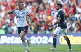 Flamengo vence Vasco com goleada histórica no Maracanã