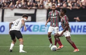 Fluminense de Diniz é goleado pelo Corinthians em SP