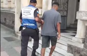 Foragido por tráfico é preso no Centro de Niterói
