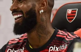 Gerson tranquiliza torcedores do Flamengo após sair mancando no jogo da Seleção