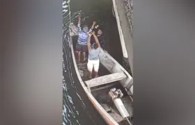 Homem cai na Baía de Guanabara após acidente na Linha Vermelha; Vídeo