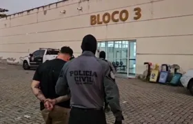 Líder da milícia de Sepetiba é preso na Comunidade do Rola; vídeo