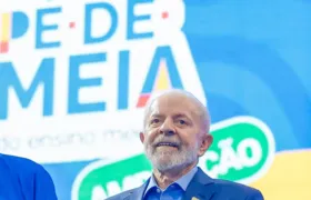 Lula sofre acidente doméstico em Brasília e cancela viagem à Rússia