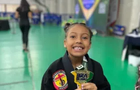 Lutadora de SG, de 7 anos, conquista medalha no Campeonato Brasileiro de Jiu-Jitsu