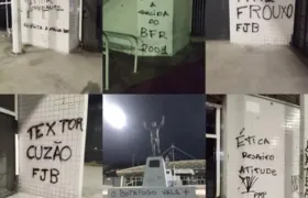 Muros do Nilton Santos são pichados em protesto da torcida do Botafogo