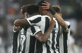 No Nilton Santos, Botafogo vence o Vitória pela Copa do Brasil