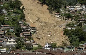 Ossada humana achada em Petrópolis pode ser de vítima de chuva de 2022