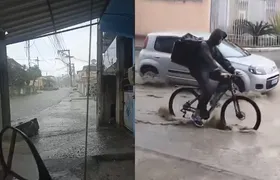 Pancada de chuva pega moradores de surpresa em São Gonçalo neste domingo (03)