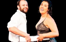 Peça 'Vida Privada' faz curtíssima temporada no Teatro Municipal de SG
