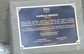 Placa da estátua de Marielle Franco é furtada no Rio