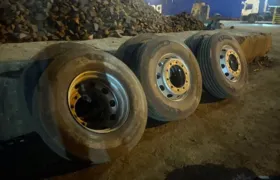 Polícia Federal realiza apreensão de 160kg de cocaína transportada em pneus