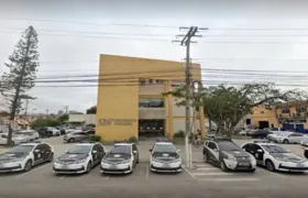 Polícia encontra corpo de jovem amarrado em pedra em Cabo Frio