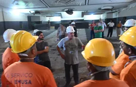 Prefeito de Niterói vistoria início das obras de reforma do Cinema Icaraí