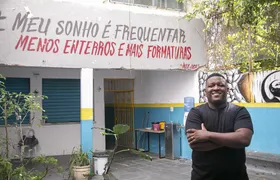 Propósito de vida de Douglas Oliveira tem a educação como ferramenta de transformação social no Complexo da Coruja