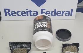 Receita federal apreende no RJ mais de R$ 19 mil em skunk escondida em embalagem de whey protein