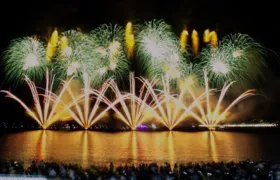 Réveillon em Niterói terá show de luzes no céu com fogos de baixo estampido