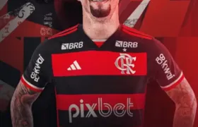 Robozinho voltou: Flamengo confirma contratação de Michael