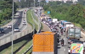 "Sextou"? Acidente em Niterói também afeta e causa transtorno ao trânsito de São Gonçalo