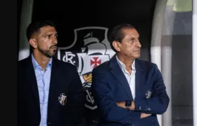 Técnico Ramon Diaz entra com processo na Fifa contra o Vasco