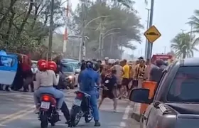 Torcedores do Flamengo e do Peñarol brigam em praia no Rio de Janeiro