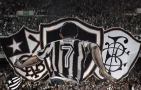 Torcida do Botafogo prepara grande festa para jogo contra o Palmeiras