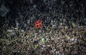 Torcida do Vasco esgota ingressos para duelos diante do Athletico-PR