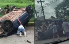 Três ficam feridos após capotamento em Tribobó