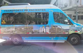 Van que transportava pacientes em tratamento de câncer é roubada na Avenida Brasil