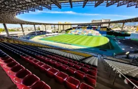 Vasco pede a CBF para jogar clássico contra o Fluminense em Cariacica