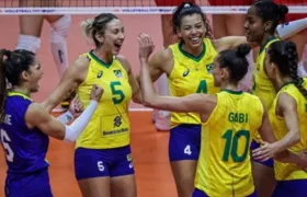 Vitória no vôlei: Seleção brasileira feminina ganha jogo contra a Sérvia e lidera a Liga das Nações