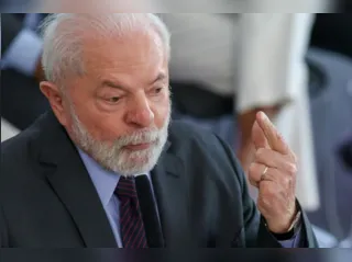 Lula comenta desistência de Joe Biden: "respeito muito"