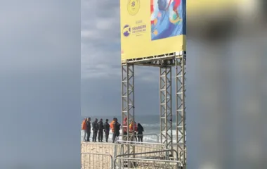 Corpo é encontrado boiando na praia de Itaúna, em Saquarema