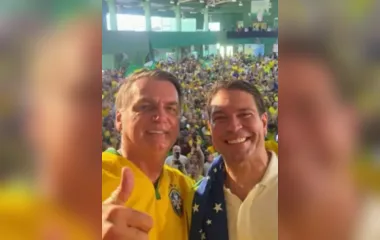 PF encontra gravação de reunião entre Bolsonaro e Ramagem para blindar Flávio