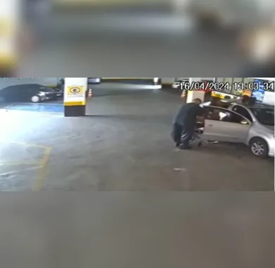 Imagens mostram mulher com idoso morto em shopping do RJ antes de ir com ele assinar empréstimo (vídeo)