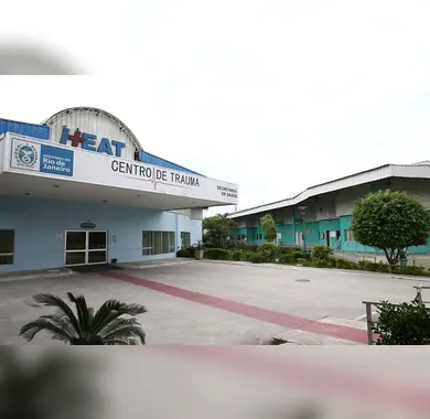Polícia investiga ataque a tiros que deixou jovem ferido em São Gonçalo