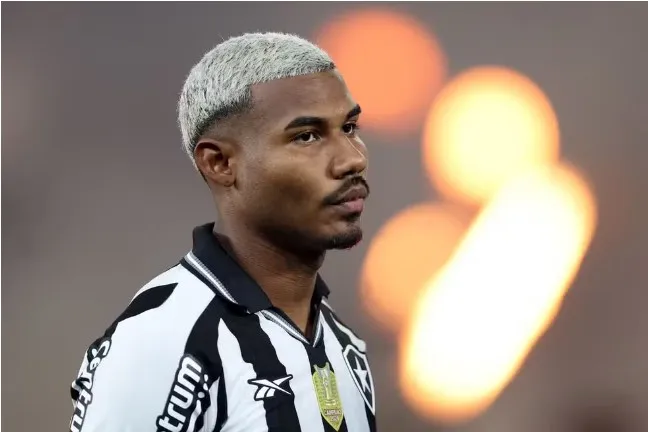 Cuiabano retorno ao Botafogo por empréstimo até o fim do ano