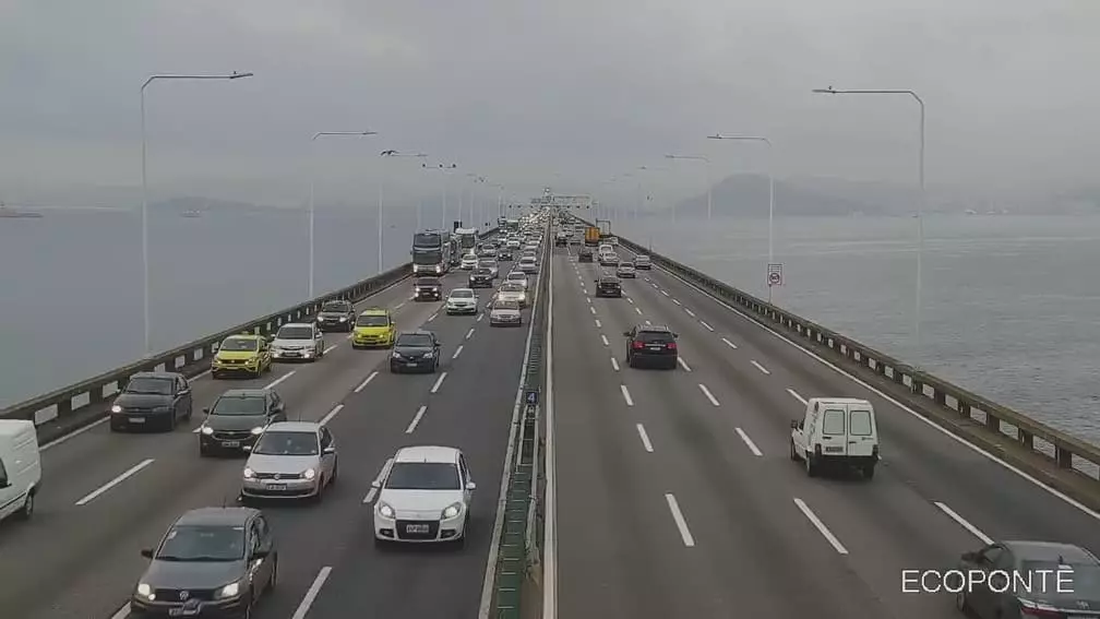 Acidente ocorreu por volta das 10h50