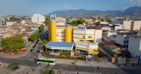 Centro Educacional José de Paiva Netto, localizado na Avenida Dom Hélder Câmara, em Maria da Graça, na Zona Norte do Rio