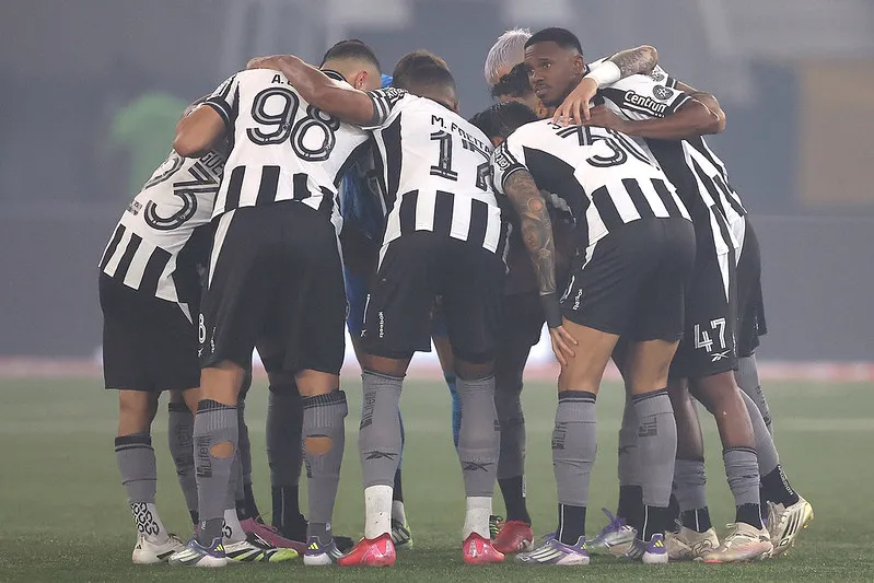 Botafogo foi eliminado da Copa do Brasil na quinta (11), ao perder nos pênaltis para o Vasco