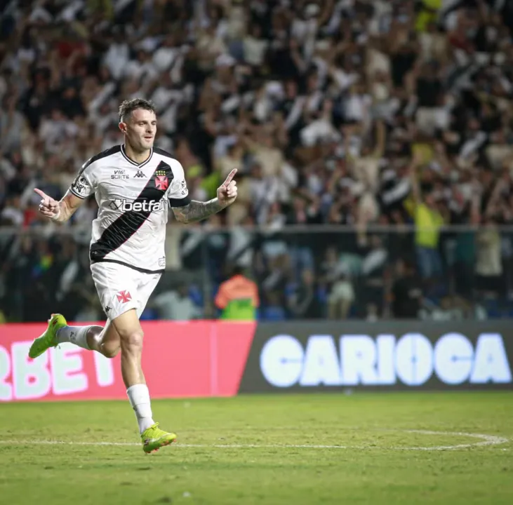 Vegetti anotou mais dois gols pelo Vasco no empate do sábado (1º), contra o Volta Redonda